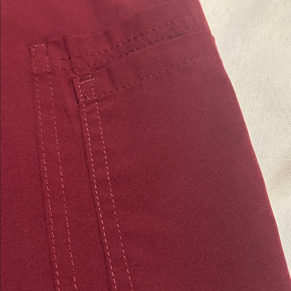 Natural Uniforms Women’s cool stretch v-neck top and cargo pant set NWOT - Picture 13 of 16